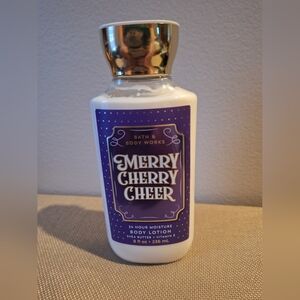 🎁NWT Bath & Body Works Merry Cherry Cheer Body Lotion